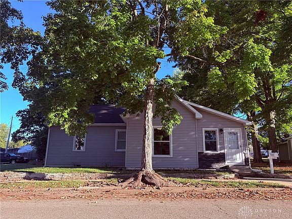 5th image of 200 Pearl St