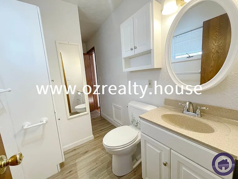 215 E Reed Ave — Photo 4