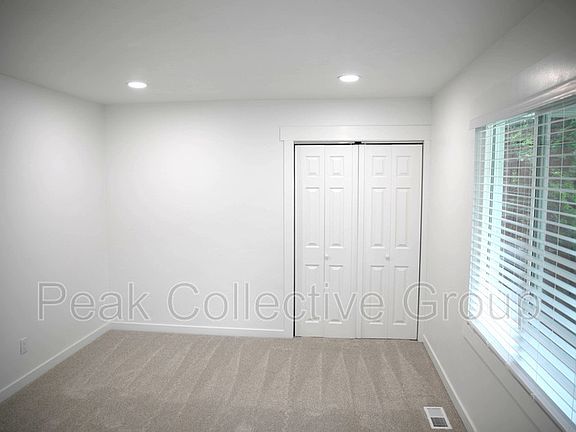 4th image of 422 E Lambourne Ave