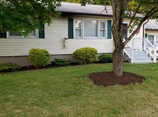 8 Sunset Dr, Green Township, NJ 07821