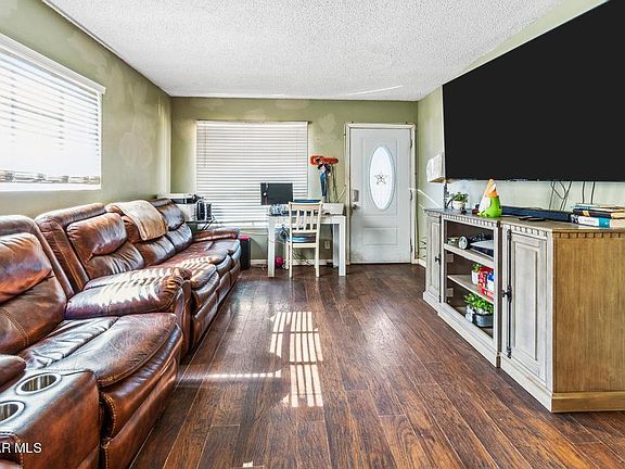 4th image of 5208 Tropicana Ave