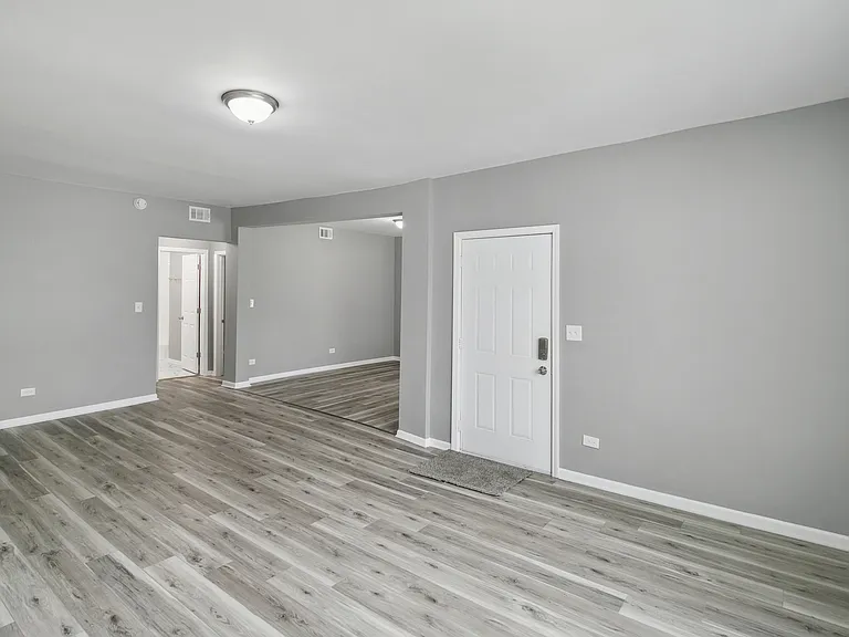 9305 S Homan Ave #1 — Photo 8