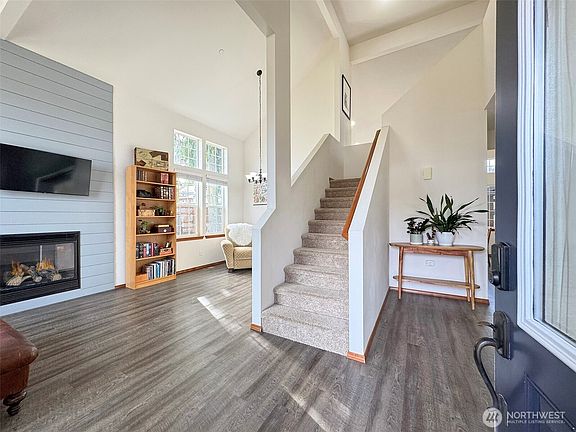 2nd image of 2504 Rolling Hills Court