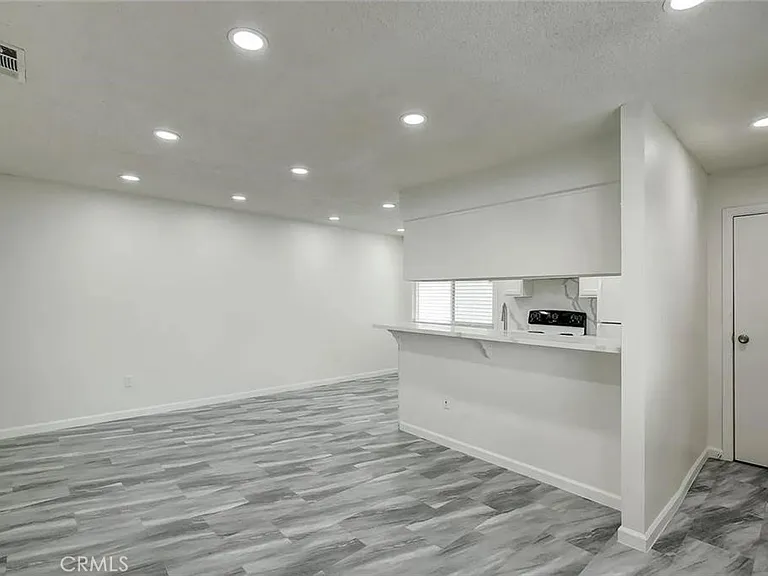 3511 Rainbow Ln — Photo 6