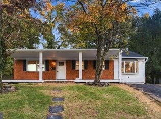 8109 Mace Ct, Manassas, VA 20111