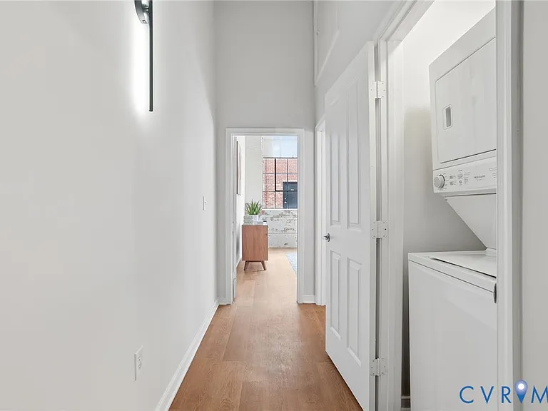 1716 Summit Ave #14 — Photo 10