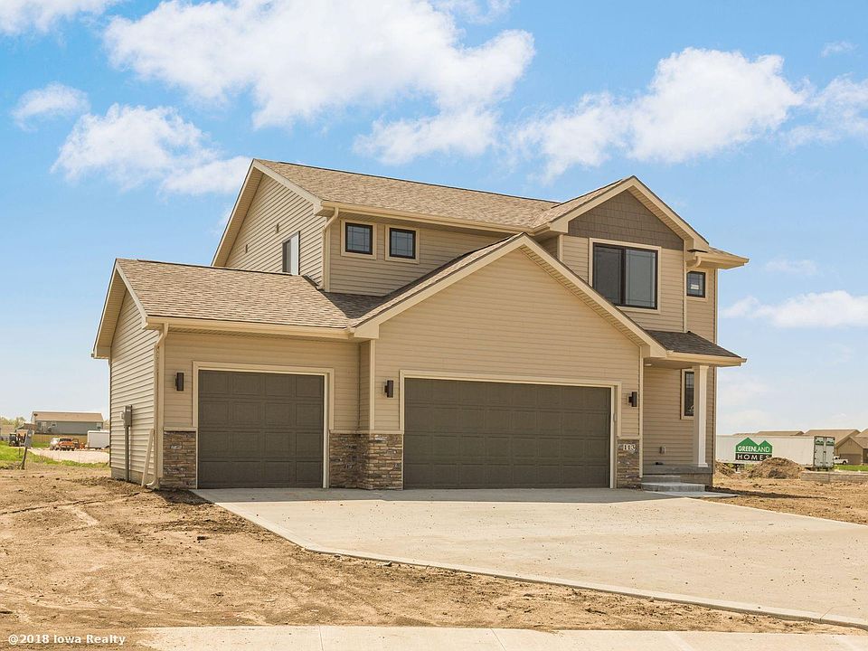 1st image of 113 Summit Cir NW