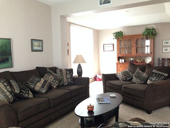 3rd image of 942 Riverstone Dr