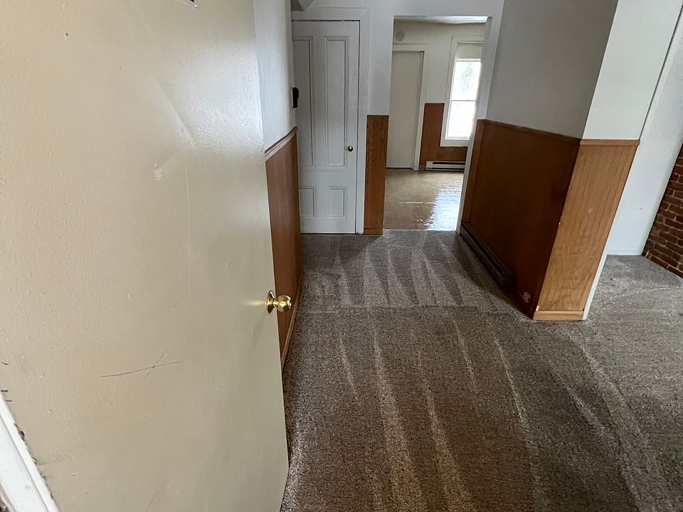 1st image of 70 Oak St #A