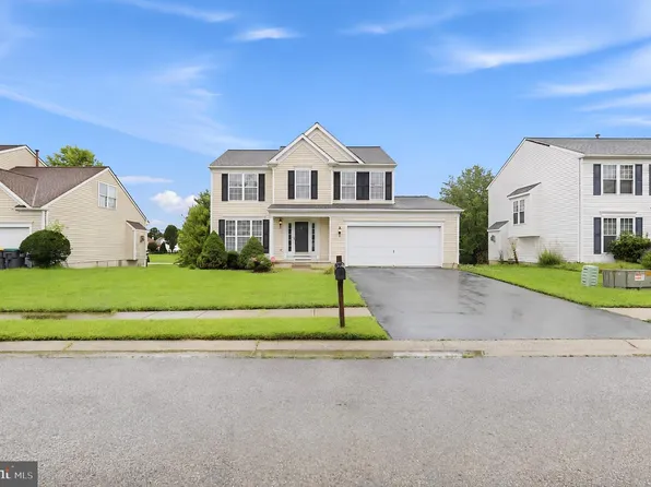 6 Blue Mist Ct, Newark, DE 19702
