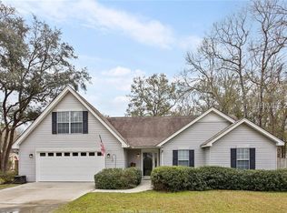 15 Sherwood Ln, Beaufort, SC 29907