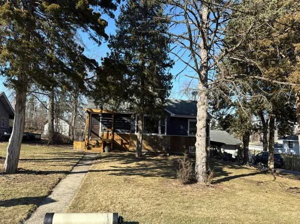 22 104th Valley, Glen Ellyn, IL 60137