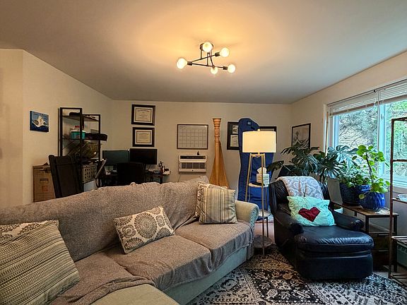 2nd image of 830 Judson Ave APT 3N