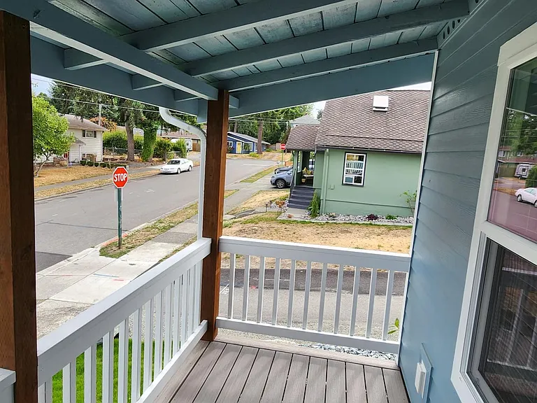 Front deck