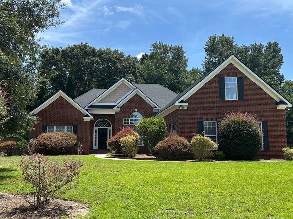 389 Chastain Cir