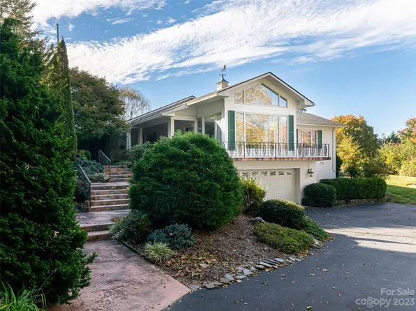 309 W Browning Rd, Hendersonville, NC 28791