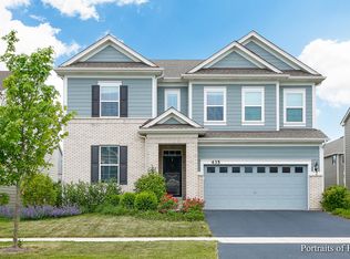 435 Hamilton Rd, Saint Charles, IL 60175