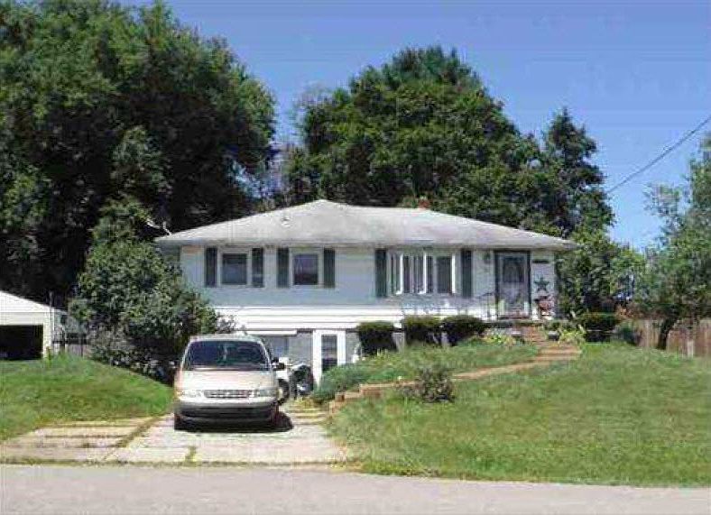 1st image of 229 Olive Dr