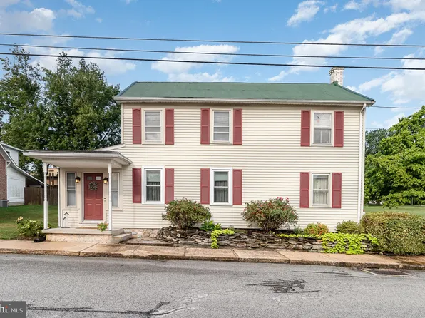 32 Pearl St, Biglerville, PA 17307