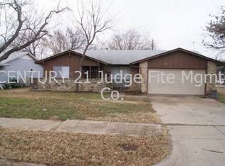 4696 Wisteria St, Dallas, TX 75211