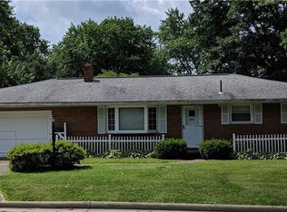 824 Summit St SW, North Canton, OH 44720