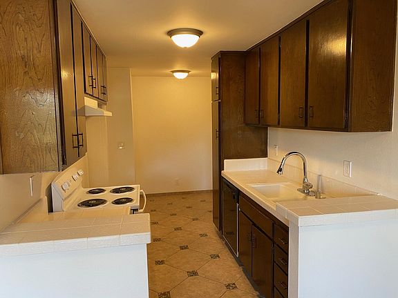 2nd image of 215 S Madison Ave #301