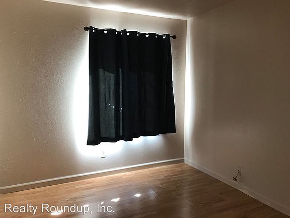 3rd image of 8213 Diana Marie Dr