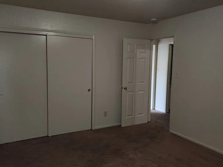 1301-1309 Ensenada Dr — Photo 20