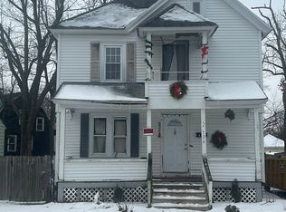126 Benton St, Springfield, MA 01109