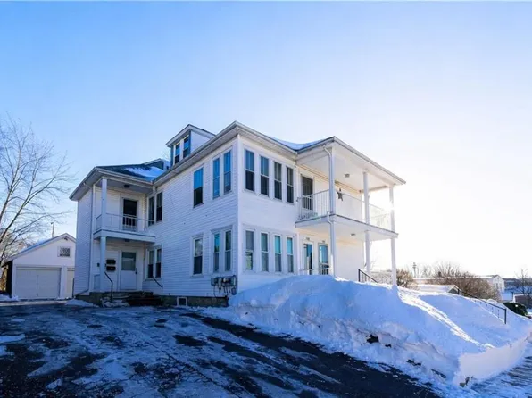 109 Hemond Ave, Woonsocket, RI 02895