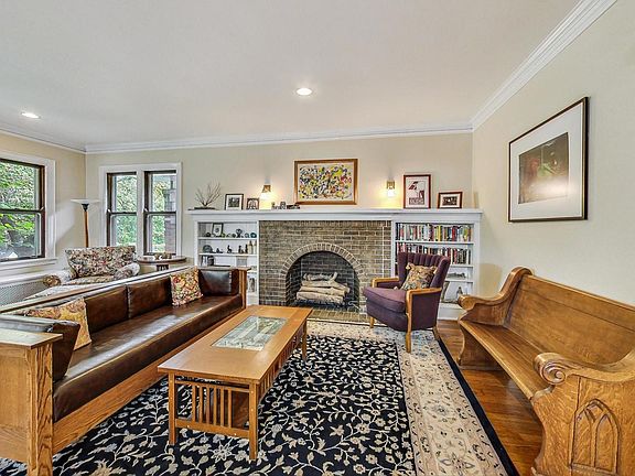 5th image of 4444 N Mozart St