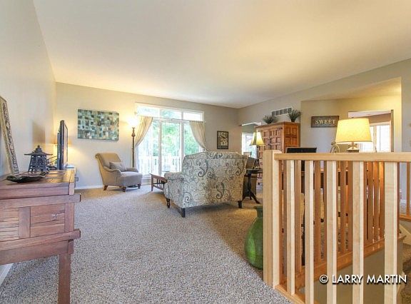 3rd image of 4651 Sunnyslope Dr