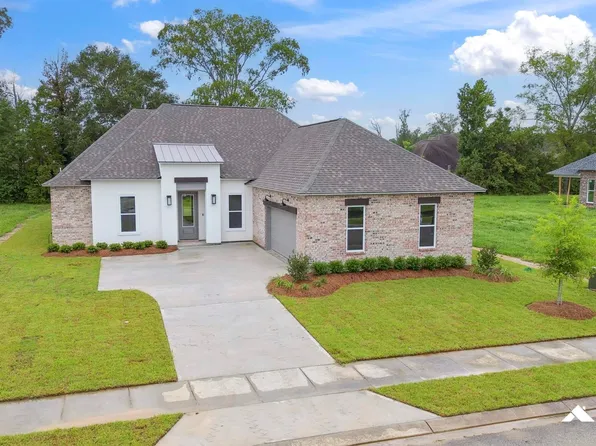 10154 Sanctuary Oaks Dr, Baton Rouge, LA 70817