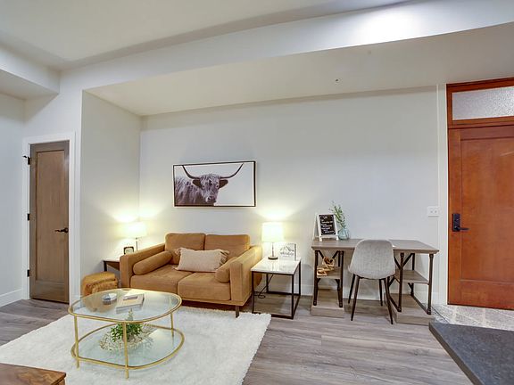 4th image of 412 Central Ave #306