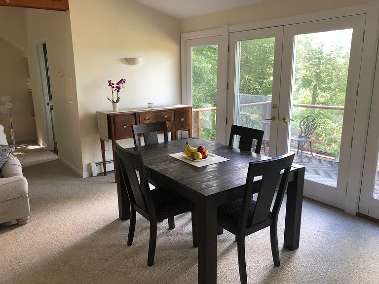20 Lobb Ln — Photo 4