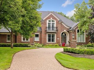 1936 Glenhill Rd, Mendota Heights, MN 55118