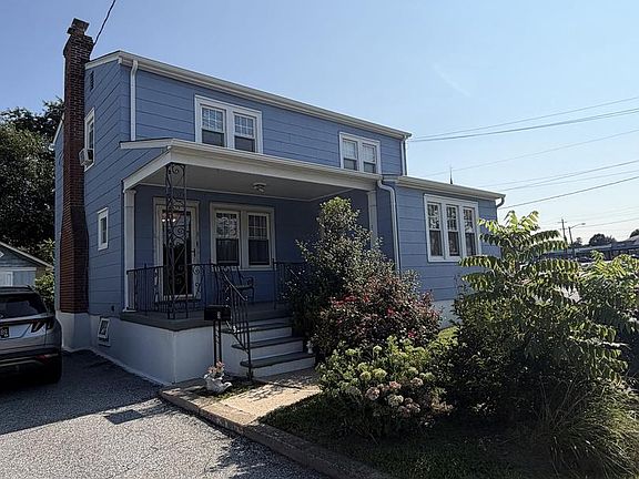 2nd image of 3 Boxwood Rd