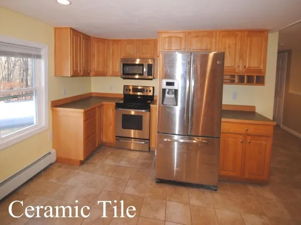 16 Hartness Rd #B, Sutton, MA 01590
