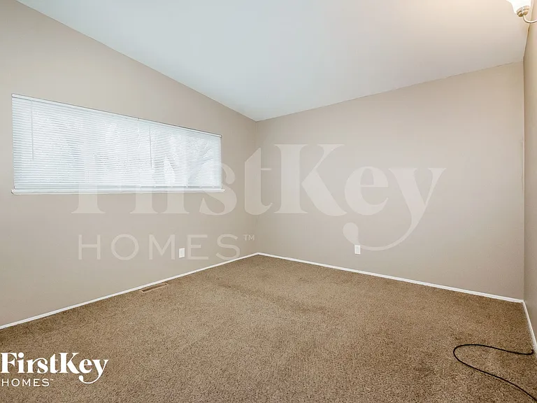 1295 Ensenada Dr — Photo 9