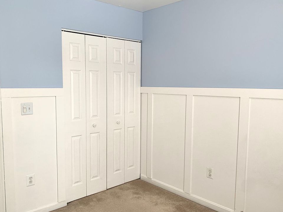 1st image of 4 Putman Ct