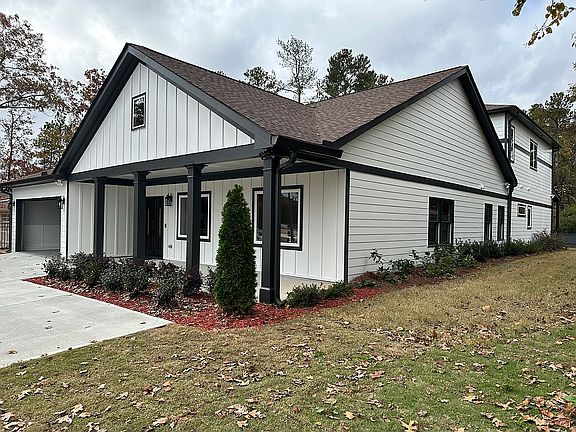 2nd image of 3853 Trickum Rd NE