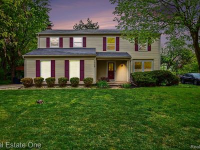 1749 Freemont Dr, Troy, MI, 48098