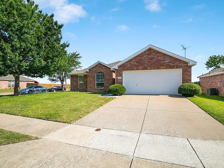 228 Meadow View Ln — Photo 24