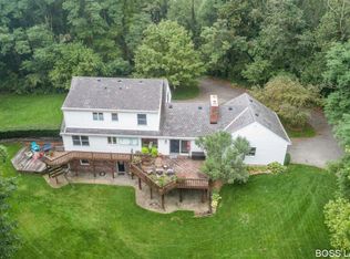 5850 Canal Ave SW, Wyoming, MI 49418