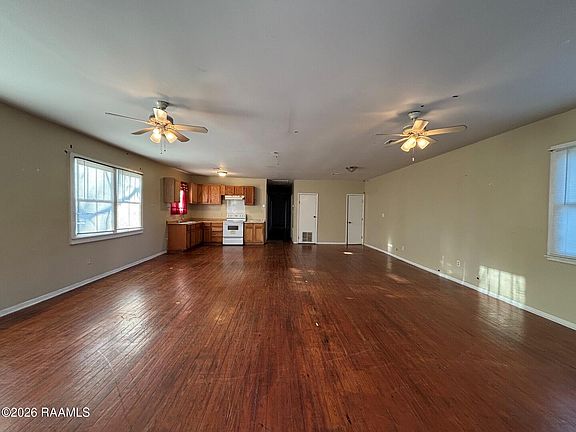 3rd image of 304 Carmel Dr