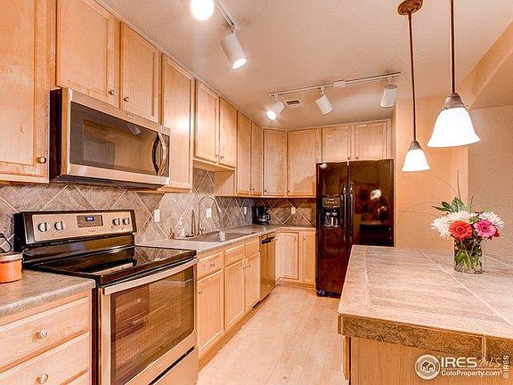 3rd image of 1420 Whitehall Dr #13H