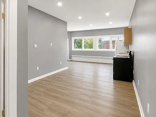 300 Apple St #1 — Photo 1