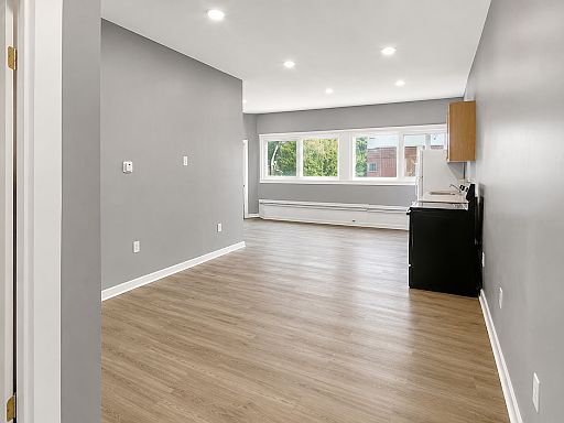 1st image of 300 Apple St #1