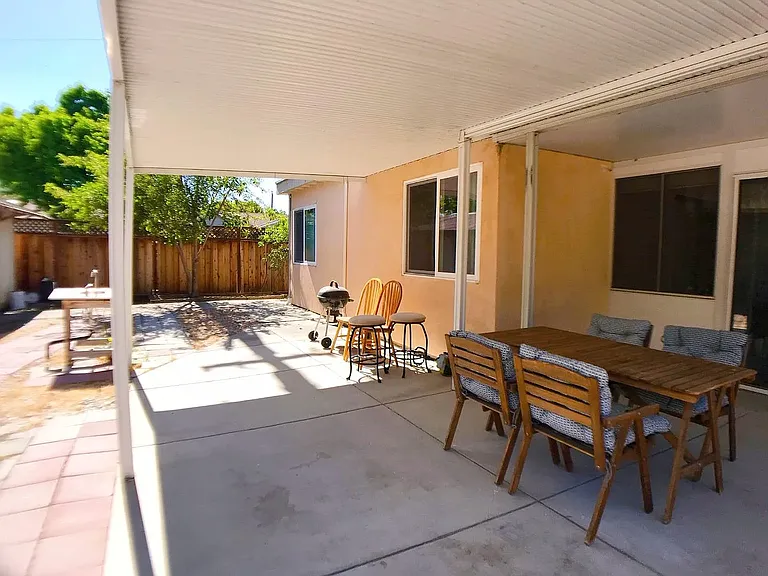 1050 Paintbrush Dr — Photo 15