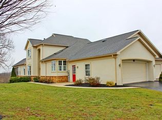 670 Crestgate Pl, Millersville, PA 17551